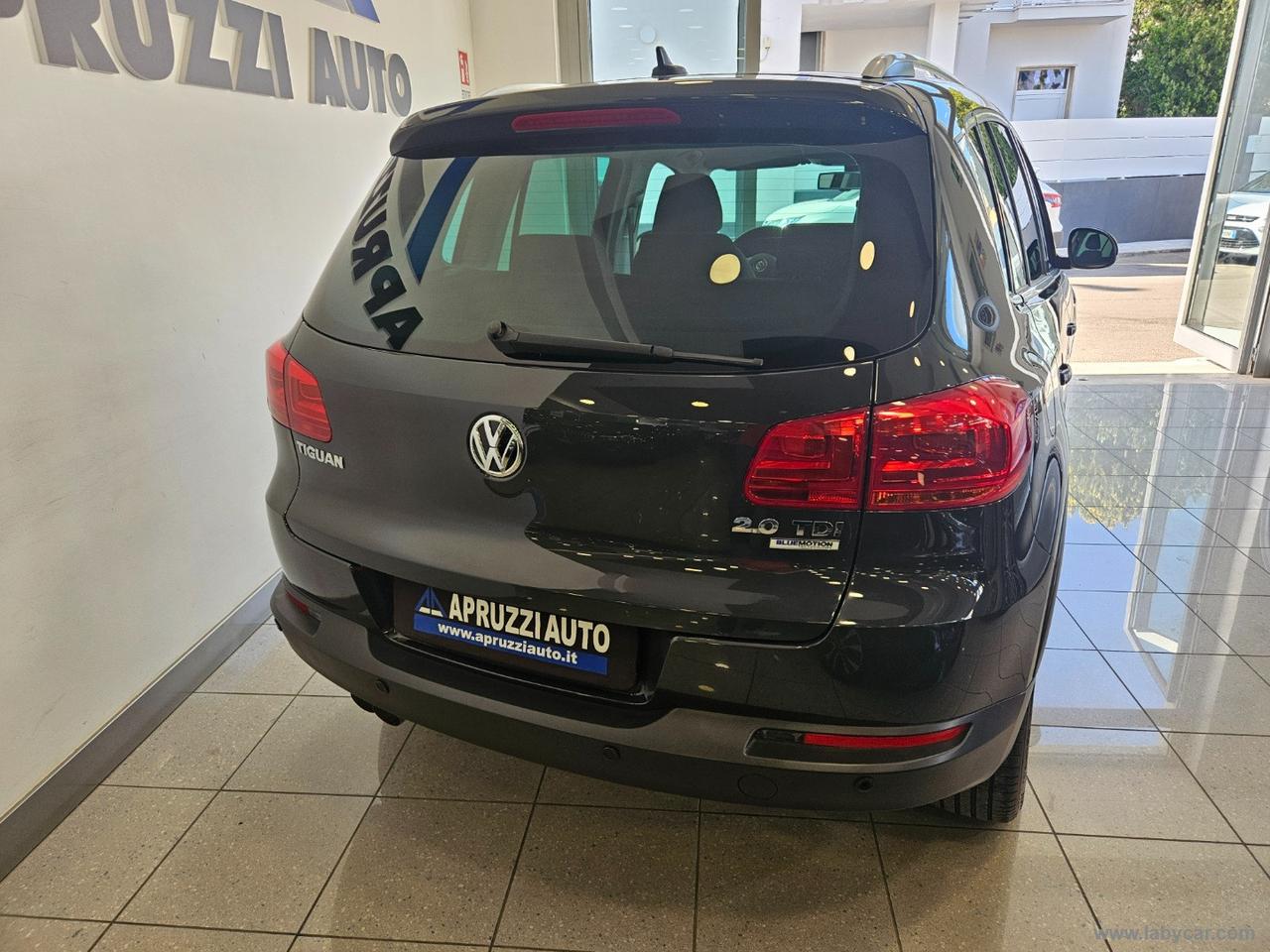 VOLKSWAGEN Tiguan 2.0 TDI 110CV Sport & Style BMT