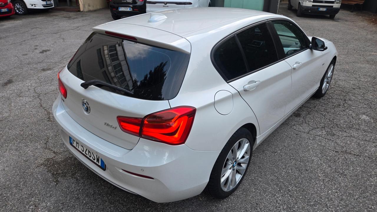 Bmw 116 116d 5p. Urban