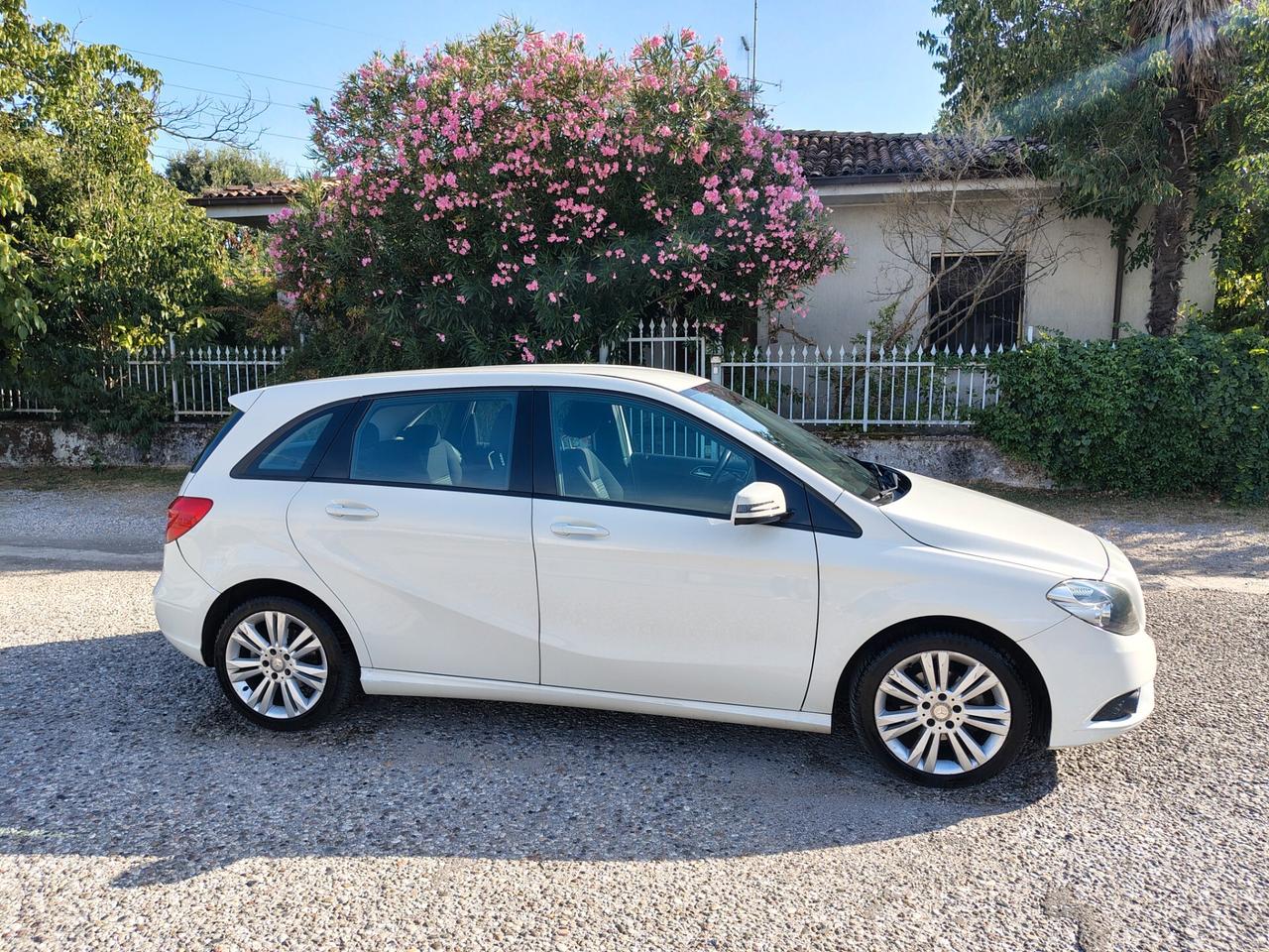 Mercedes-benz B 180 CDI Premium