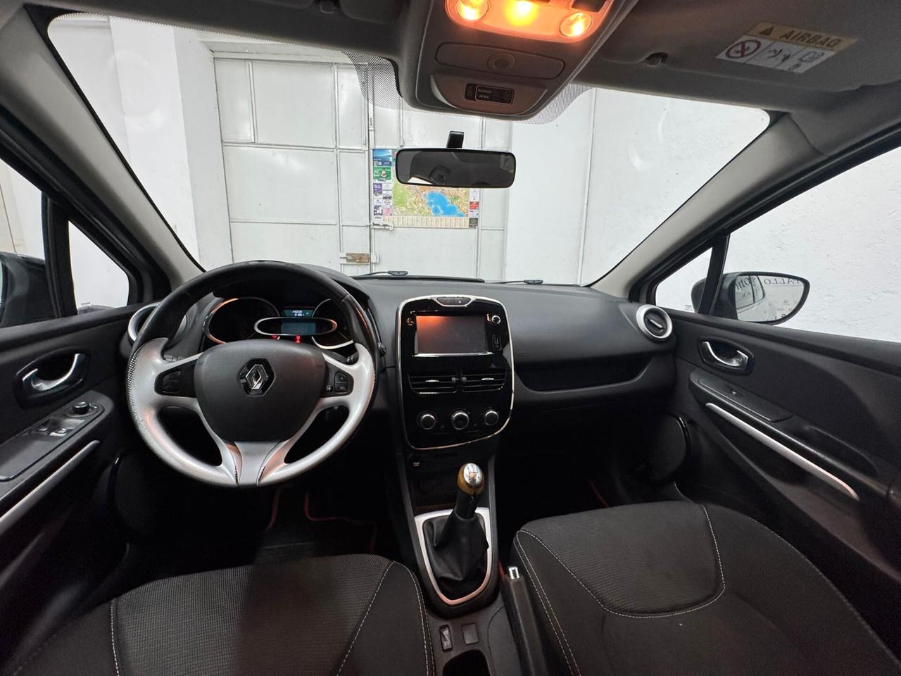 Renault Clio dCi 8V 75 CV Start&Stop 5 porte Energy Duel