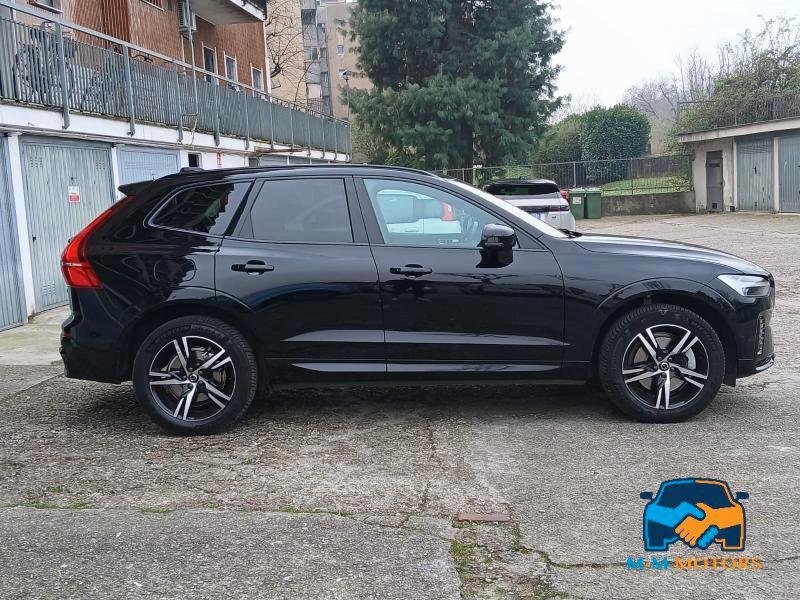 Volvo XC60 2.0 b4 Plus Dark auto N1