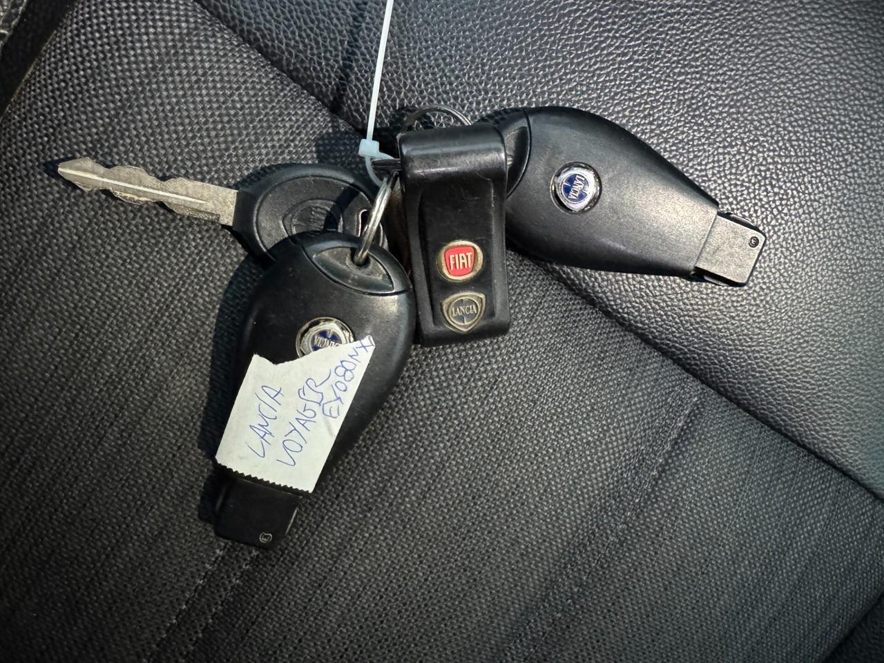 Lancia Voyager 2.8 Turbodiesel S 177 CV