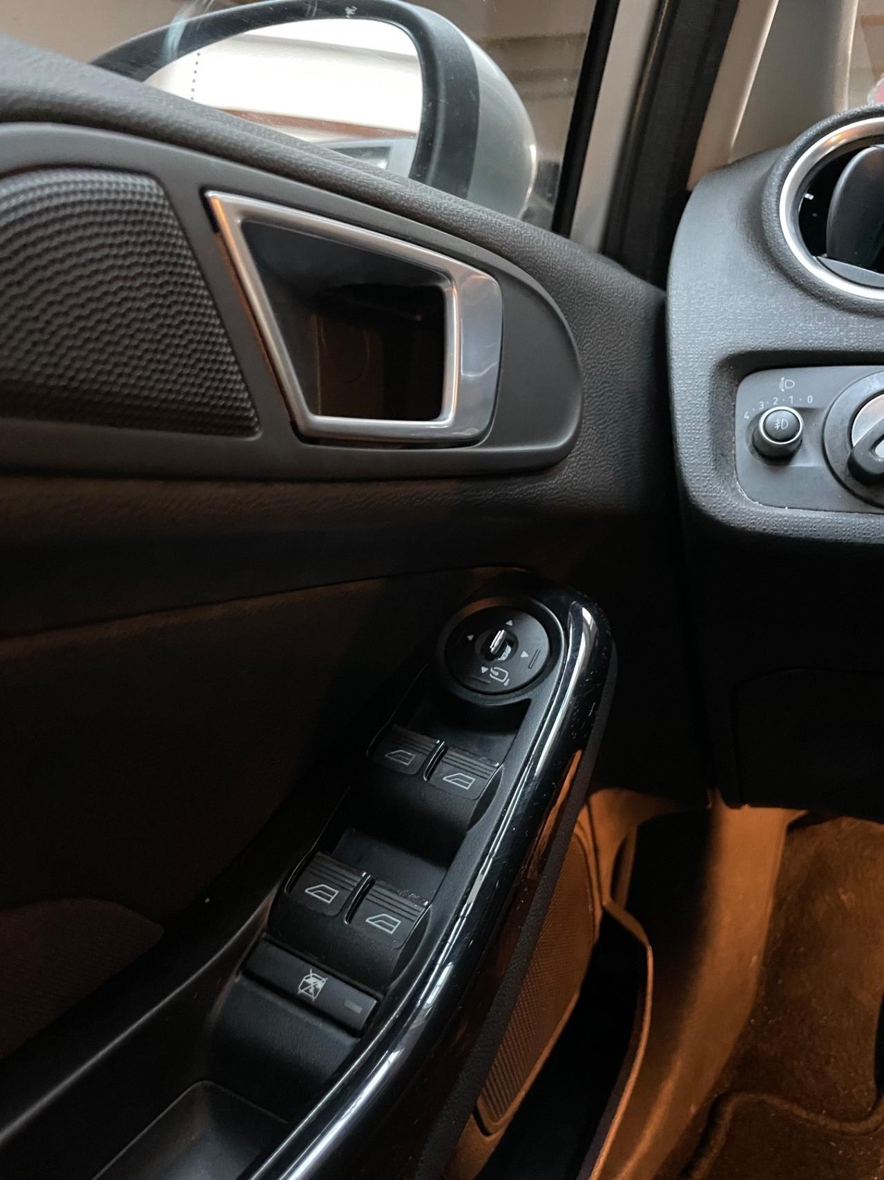 Ford Fiesta 1.0 Neopatentati Euro 5