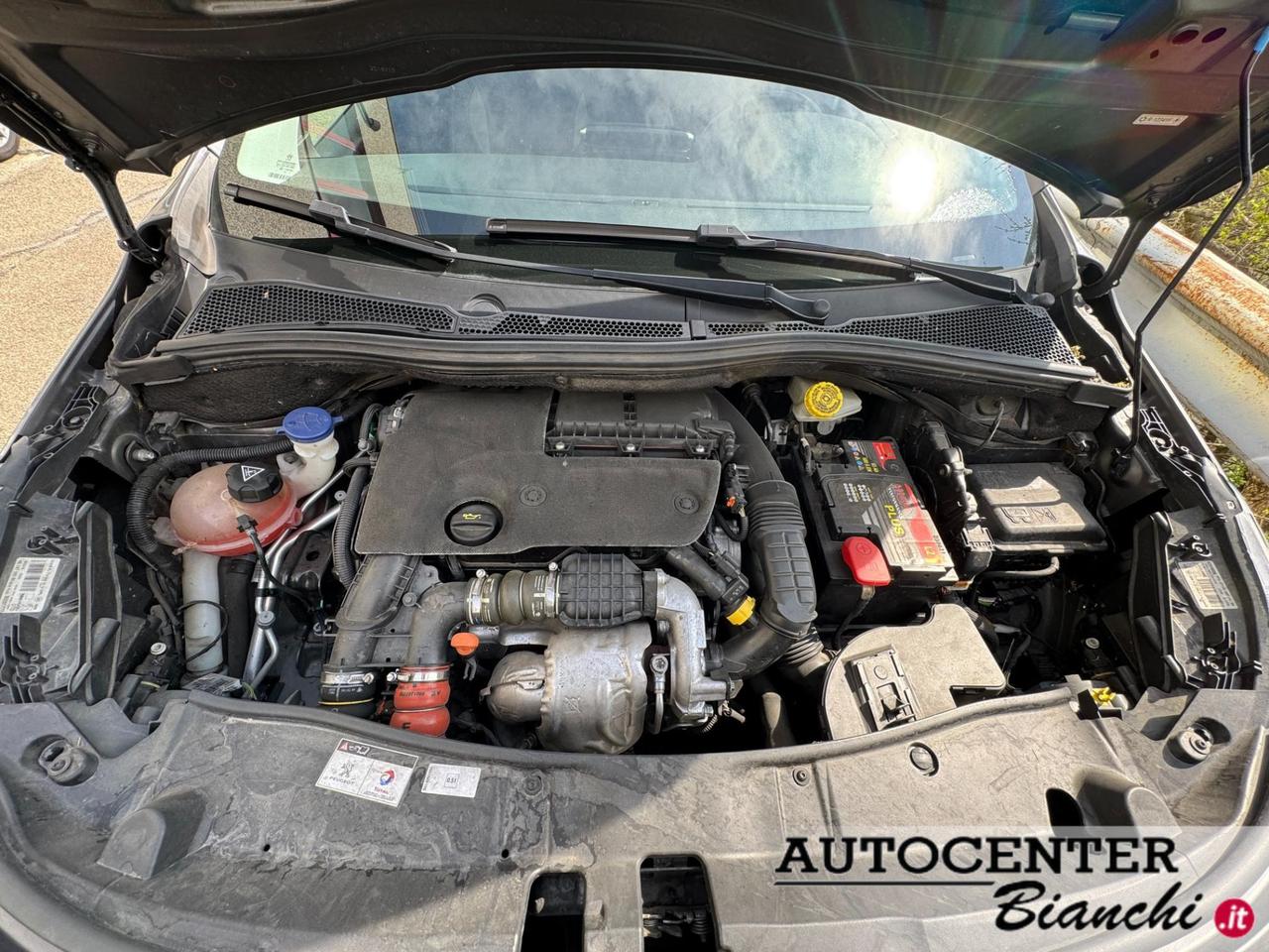 Peugeot 2008 1.6 bluehdi Allure 100cv my16