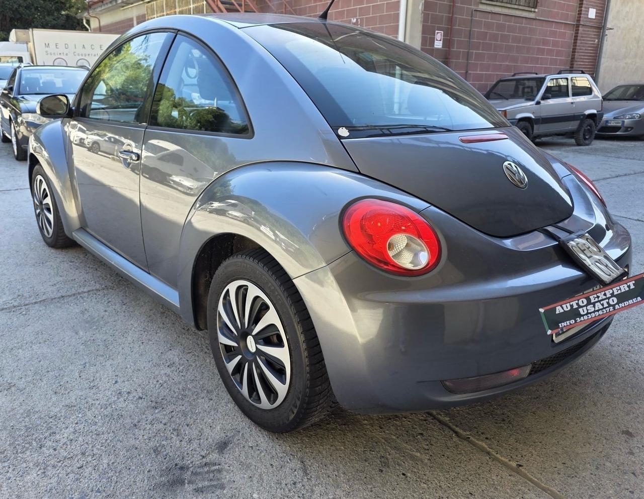 Volkswagen New Beetle 1.6 benzina 102CV 2007