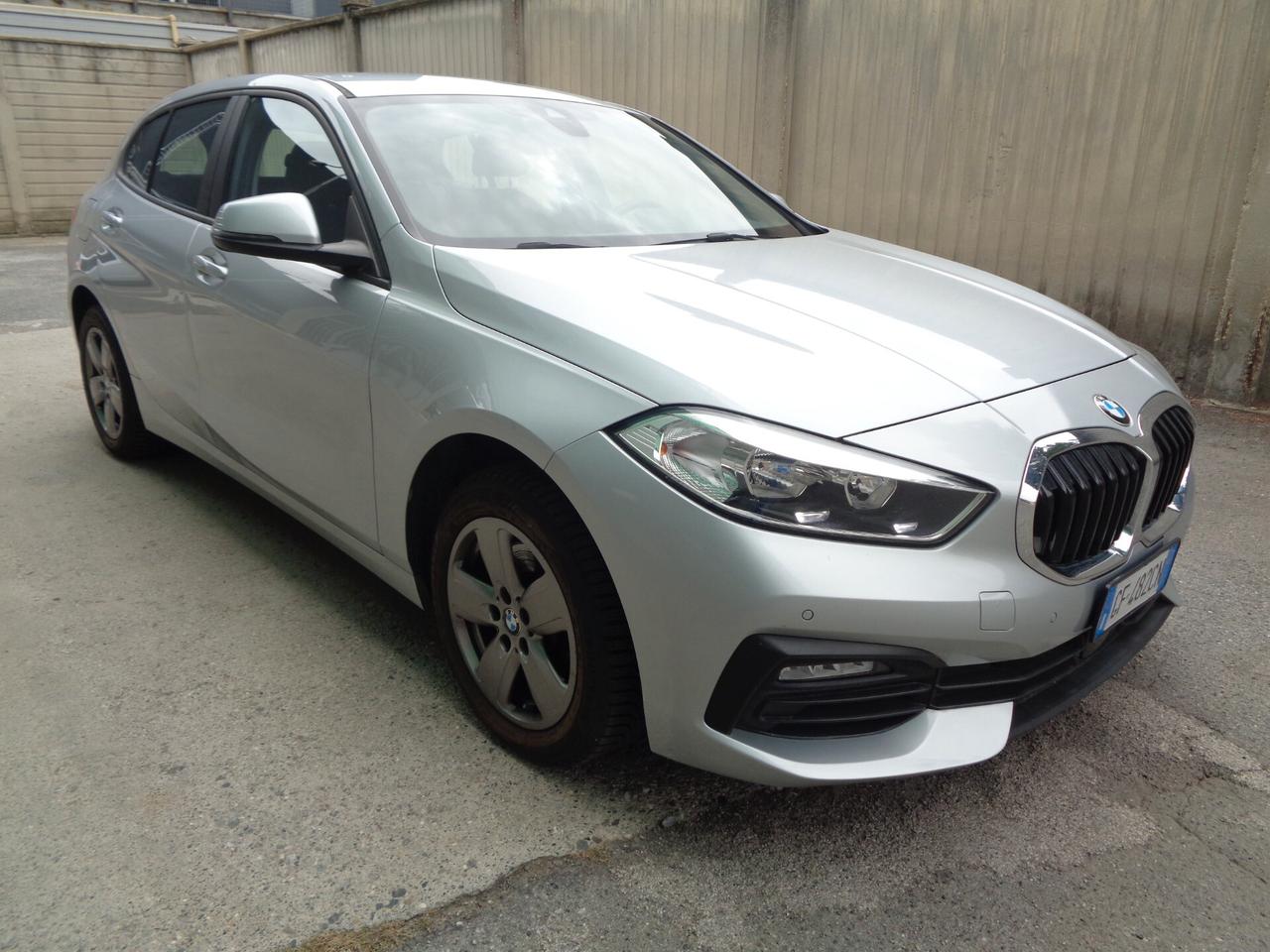 Bmw 116 116d 5p. Business Advantage