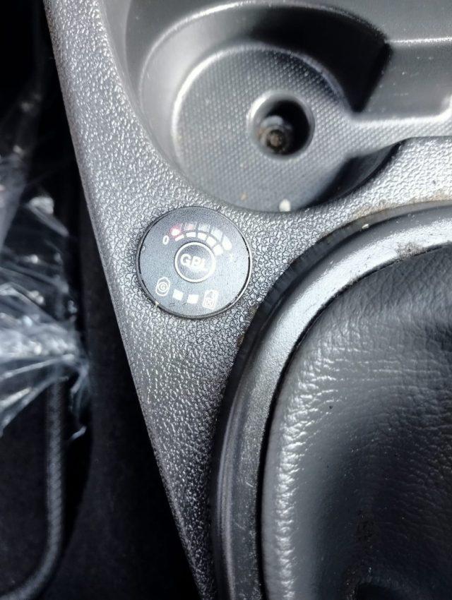 DACIA Duster 1.6 115CV Start&Stop 4x2 GPL Lauréate