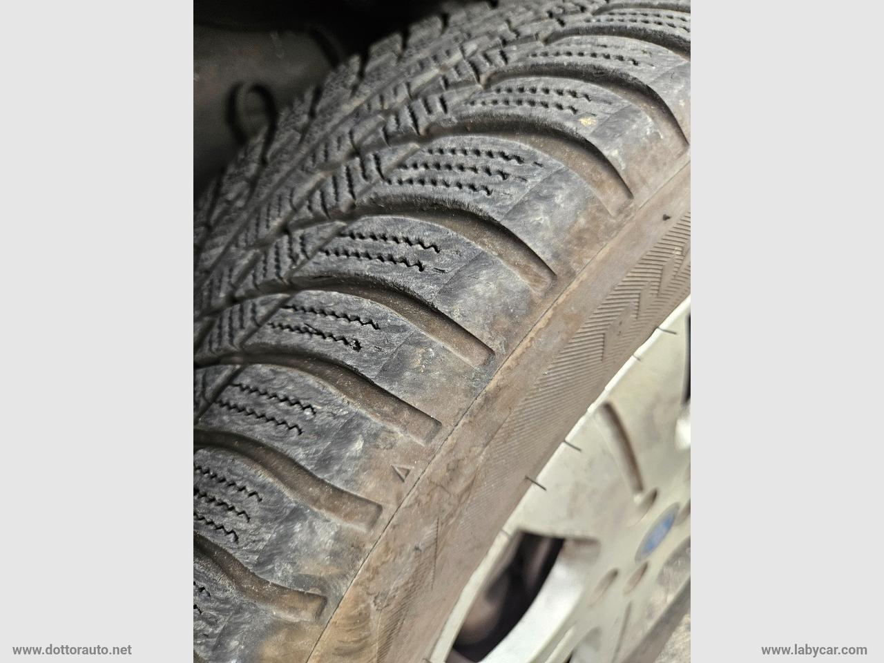 FIAT Sedici 1.9 MJT 4x4 Emotion