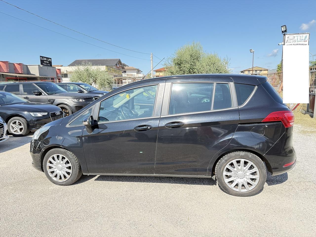 FORD B MAX ADATTA NEOPATENTATI