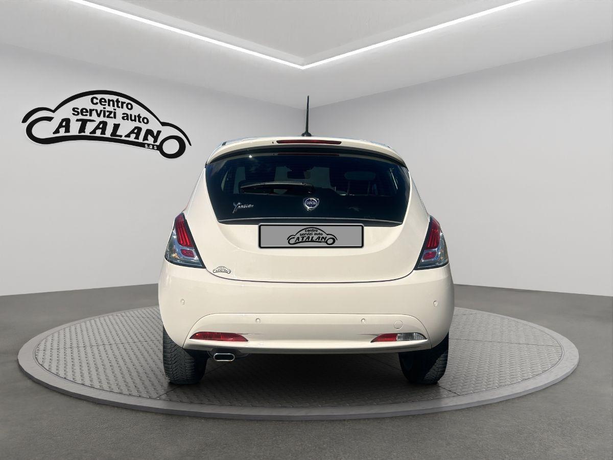 LANCIA - Ypsilon - 1.3 MJT 95 CV 5p. S&S NAVI Opening Ed