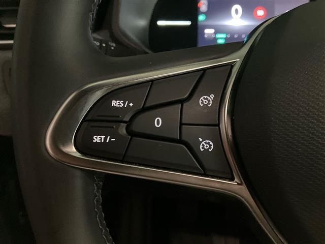 RENAULT Clio 1.0 TCe Techno