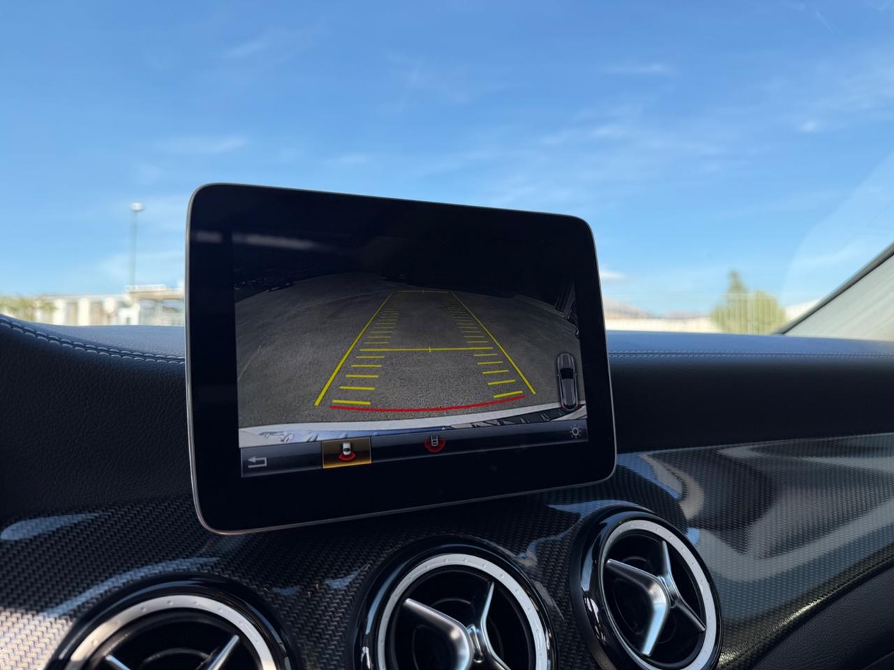 Mercedes-benz GLA 200 d Automatic Premium Night Edition