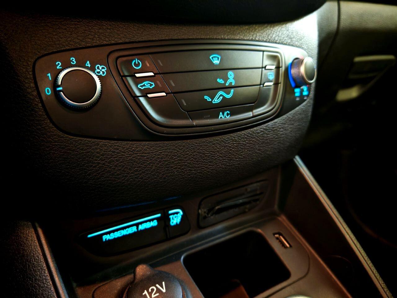 Ford Tourneo Courier 1.0 Sport EcoBoost