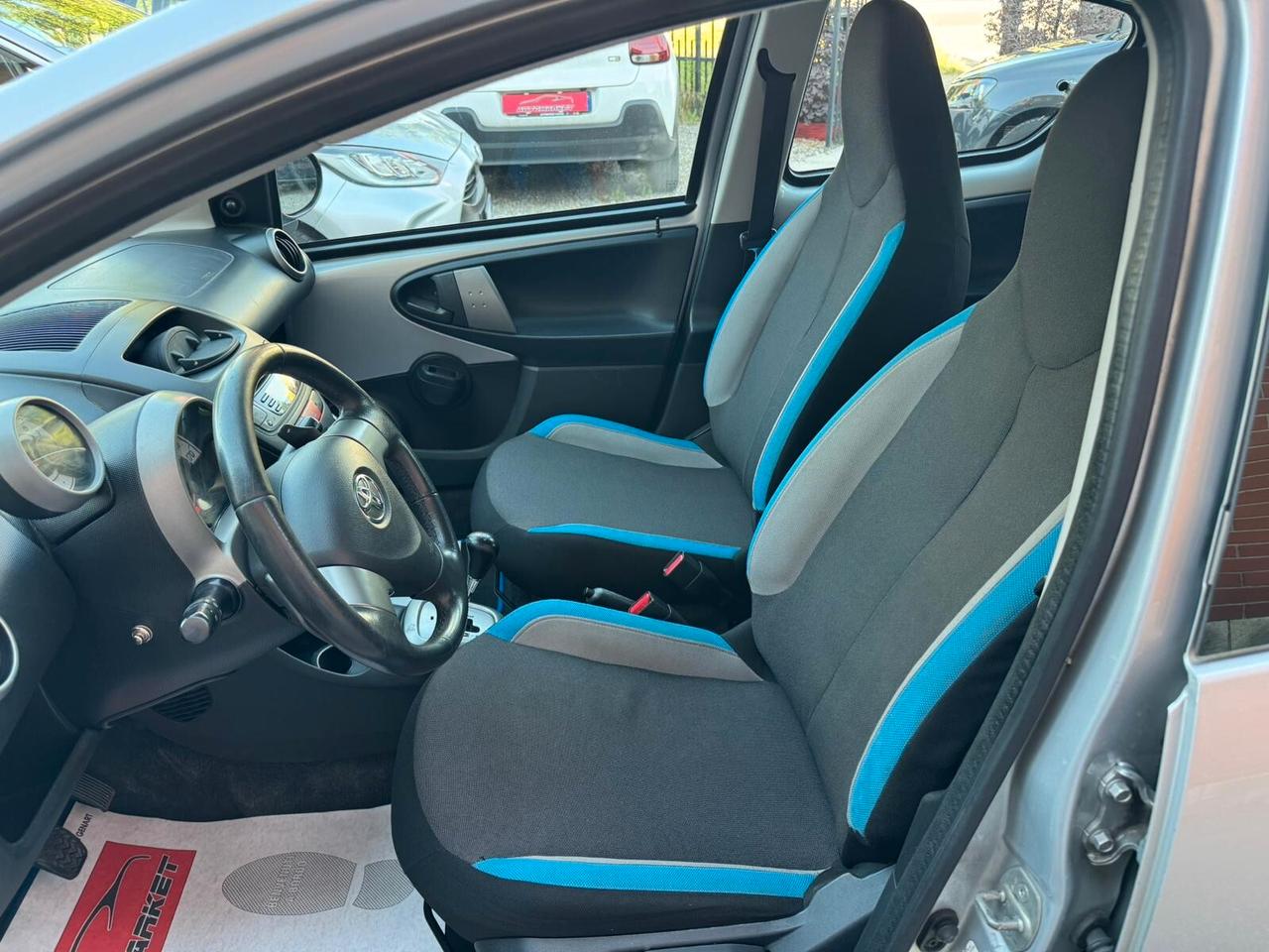 Toyota Aygo 1.0 12V VVT-i 5 porte Lounge MMT