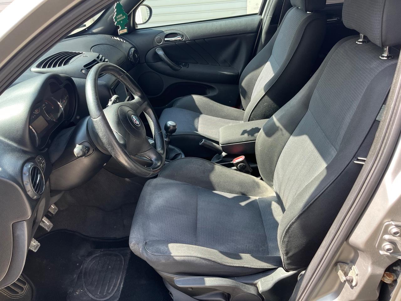 Alfa Romeo 147 1.9 JTD (120) 5 porte Exclusive OPACA