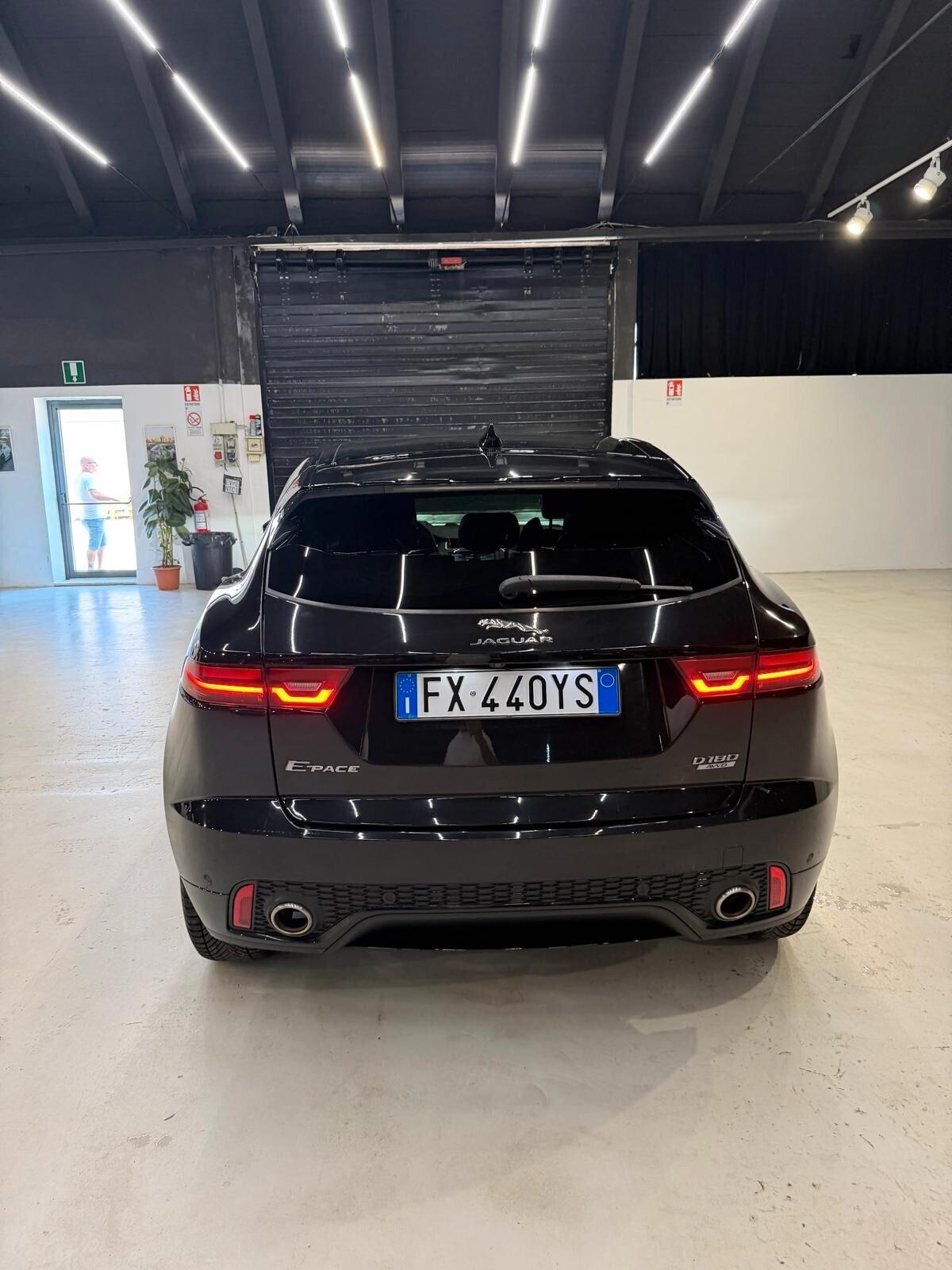 Jaguar E-Pace 2.0D 240 CV AWD aut. R-Dynamic HSE