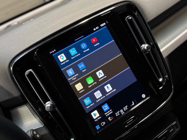 VOLVO XC40 B3 automatico Plus Bright