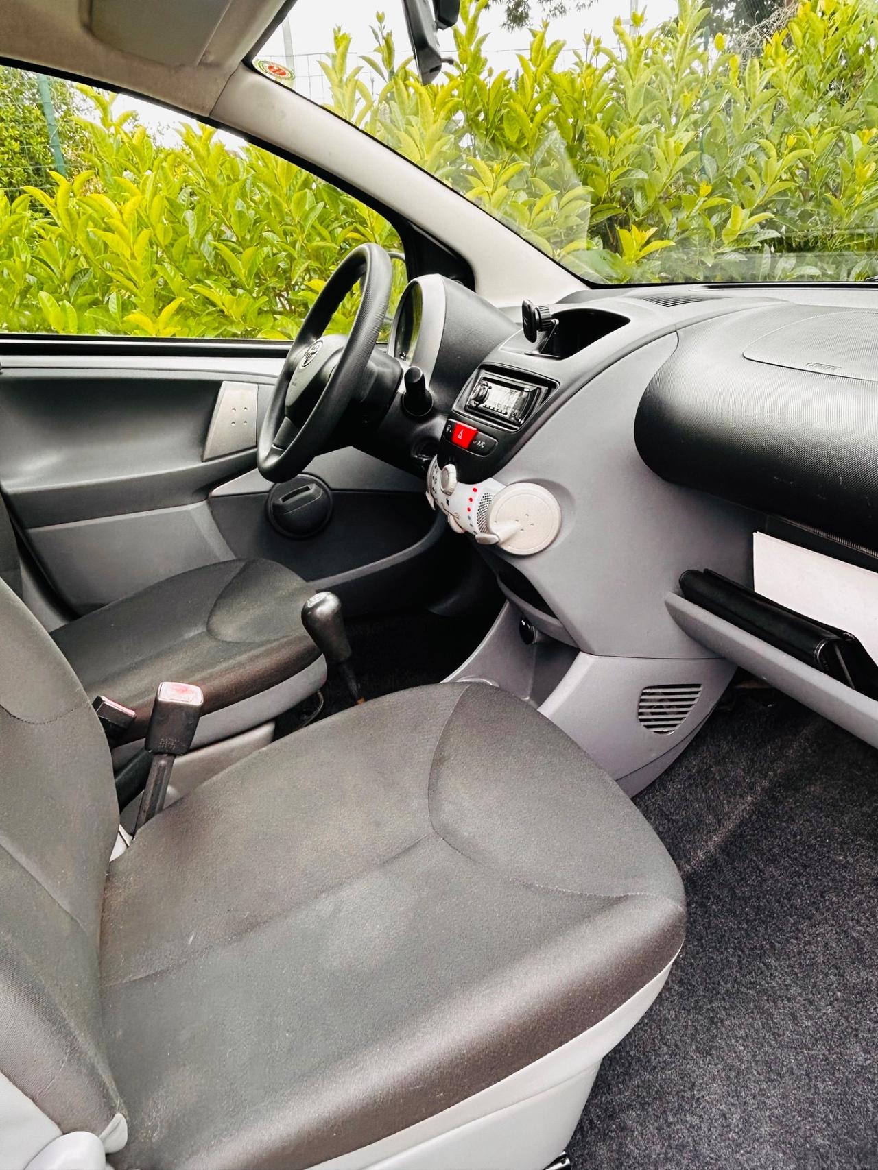 Toyota Aygo 1.0 12V VVT-i 5 porte Now
