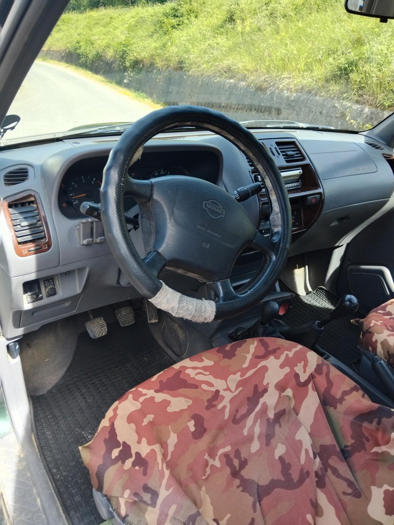 Nissan Terrano II Terrano II 2.7 Tdi 3 porte SR
