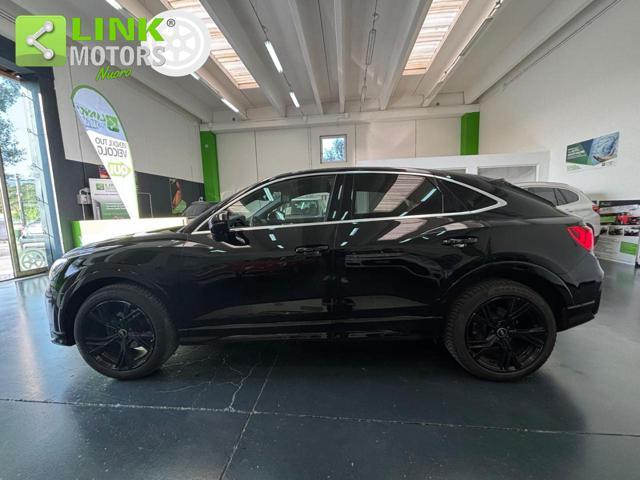 AUDI Q3 35 TDI quattro S tronic S line Identity black