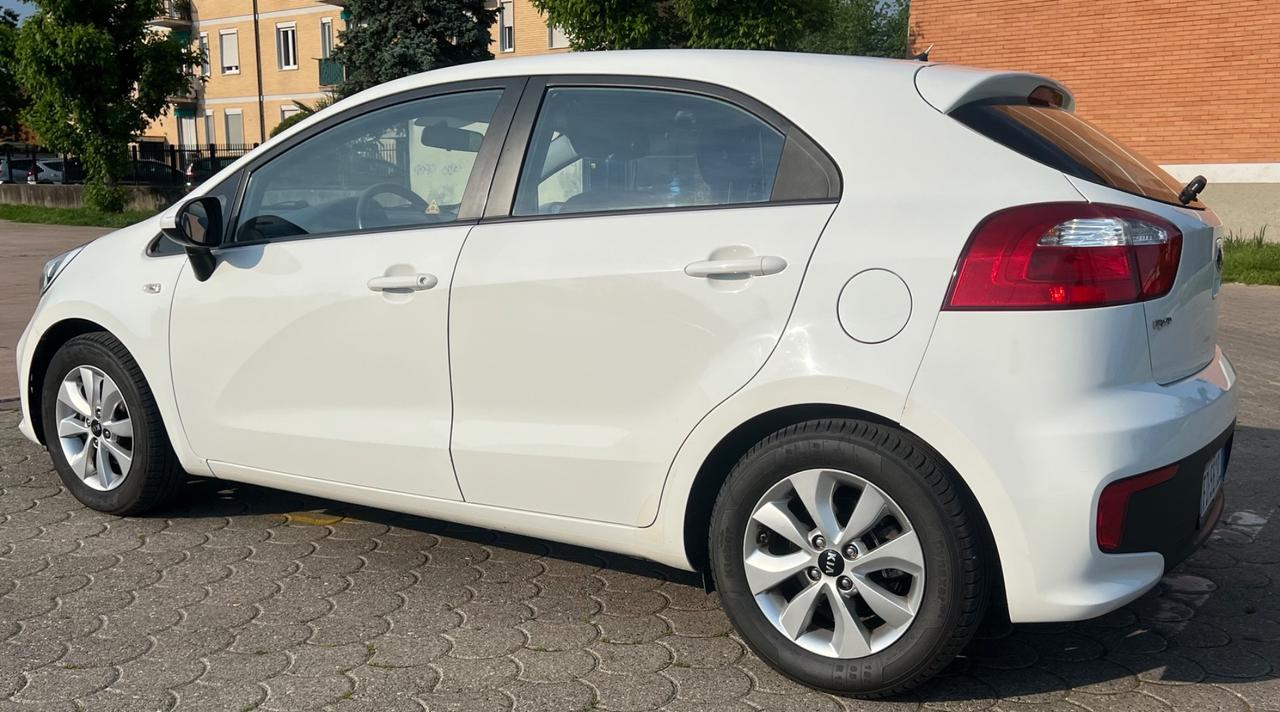 Kia Rio 1.1 CRDi 5p.S&S High Tech