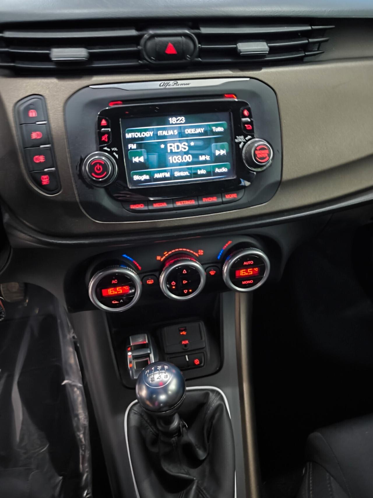 Alfa Romeo Giulietta 1.6 JTDm-2 105 CV Distinctive