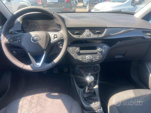 Opel corsa 1.2 Black Edition 2019