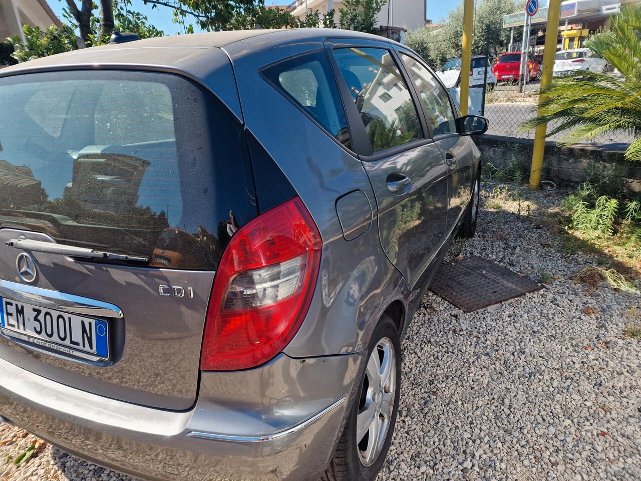 Mercedes-benz A 180 A 180 CDI Premium *EURO 5 AUTOMATICA*
