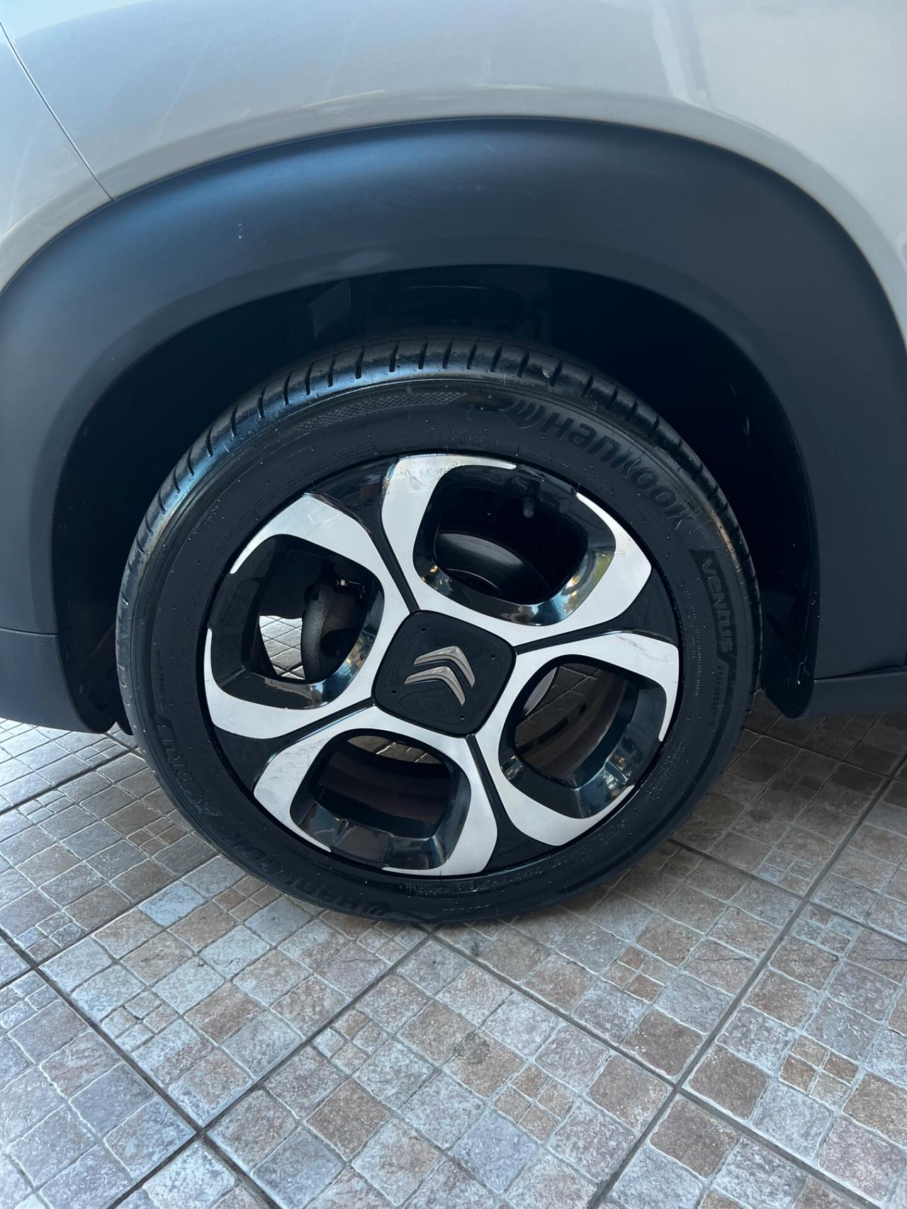 Citroen C3 Aircross C3 Aircross BlueHDi 100 S&S Shine