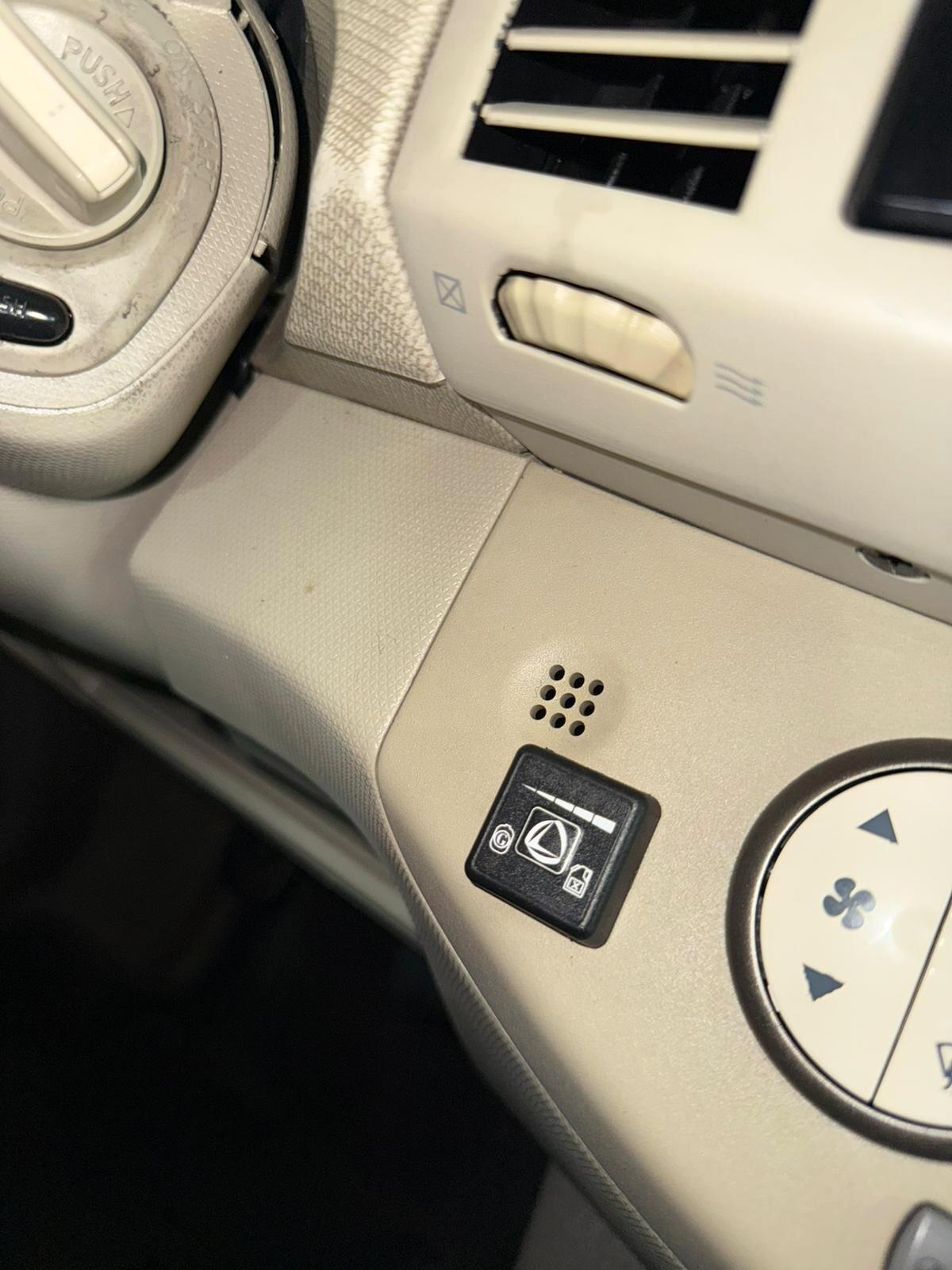 MICRA GPL E BENZINA ENTRA DENTRO MILANO!!!!