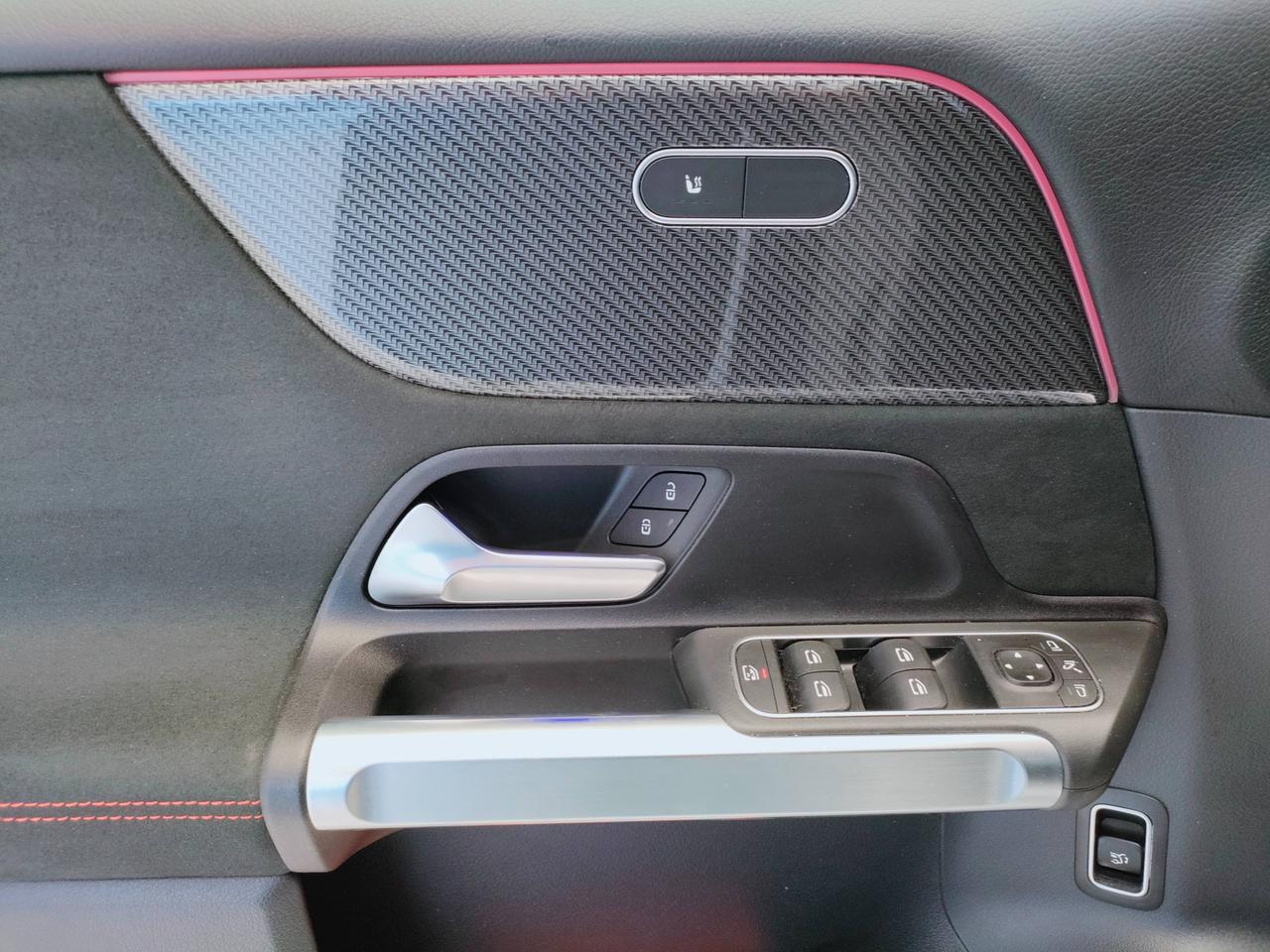 Mercedes-Benz GLB - X247 2019 - GLB 200 d Premium Easy Tech auto