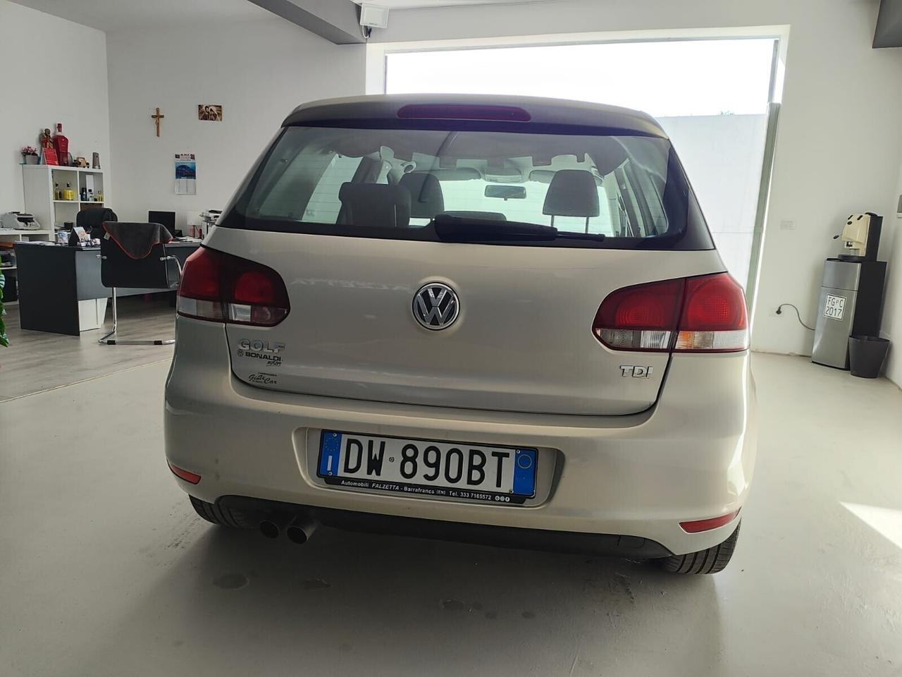 Volkswagen Golf 2.0 TDI DPF 5p. Highline permuto