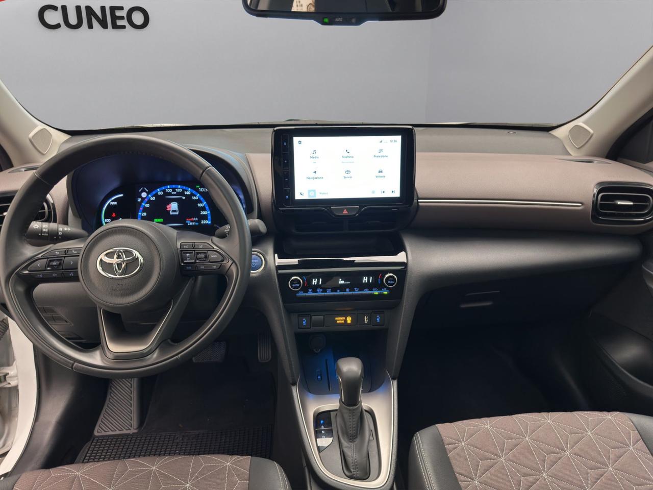 Toyota Yaris Cross 1.5h Lounge fwd 116cv e-cvt