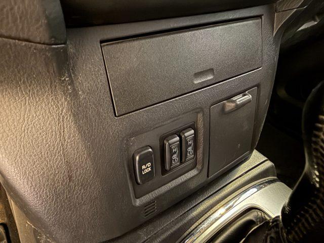 MITSUBISHI Pajero 3.2 DI-D 16V 3p. Intense DPF *NUR HÄNDLER