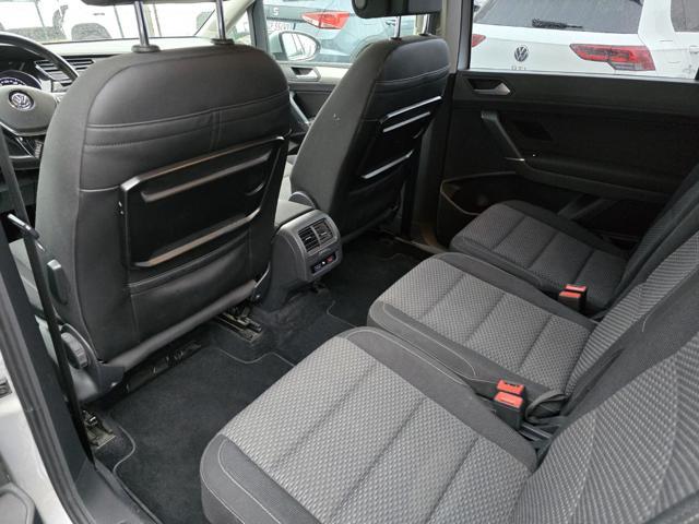 VOLKSWAGEN Touran 2.0 TDI 150 CV SCR DSG BlueMotion Tech