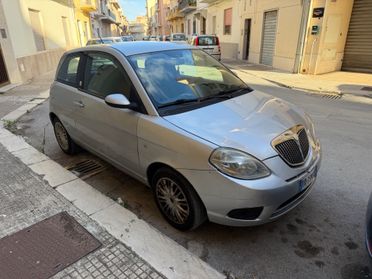 Lancia Ypsilon 1.4 Oro Ecochic GPL