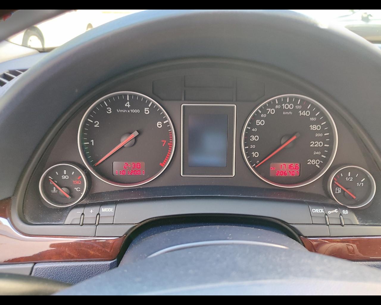 AUDI A4 2ª serie - A4 2.0 20V cat