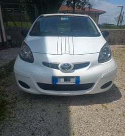 Toyota Aygo 1.0 12V VVT-i 5 porte Now Connect