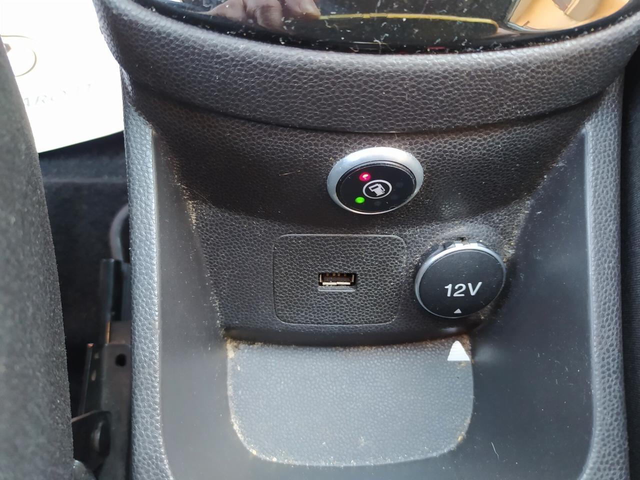 Ford Fiesta 1.4 5 porte Bz.- GPL Black & White Edition Neopatentati