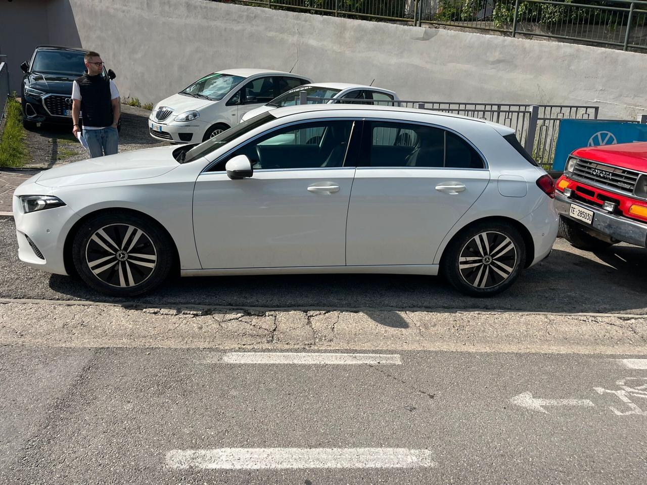 MERCEDES CLASSE A 180 BZ 136 CV BUSINESS AUTO 5P