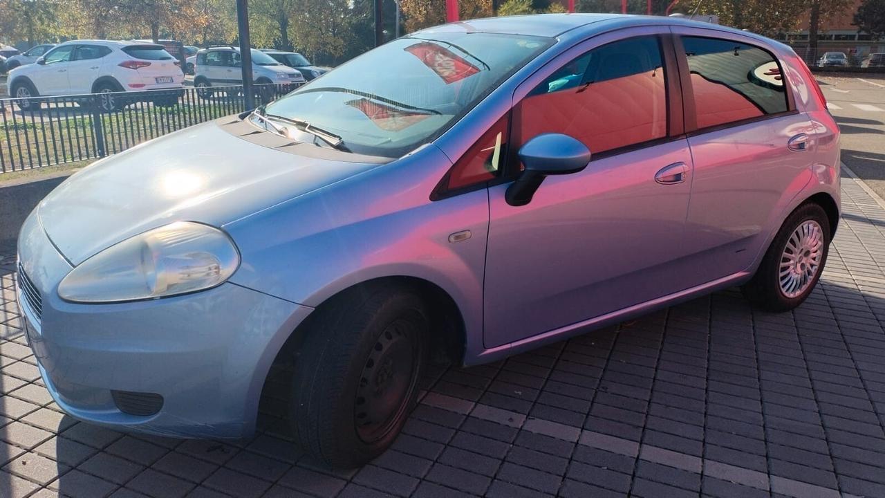 Fiat Grande Punto 1.3 MJT 75 CV 5P Autocarro