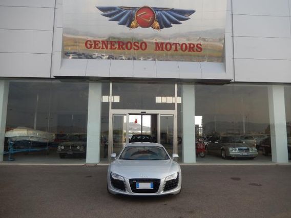 Audi R8 4.2 V8 Fsi Quattro R Tronic