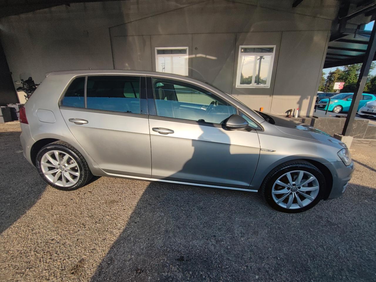 Volkswagen Golf 1.6 TDI 5p. 4MOTION Highline BlueMotion Technology