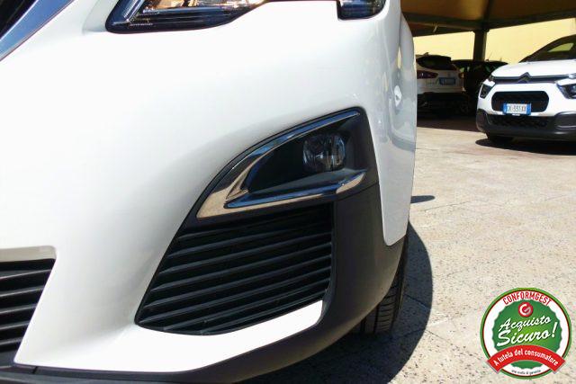 PEUGEOT 3008 BlueHDi 130 S&S EAT8 Business