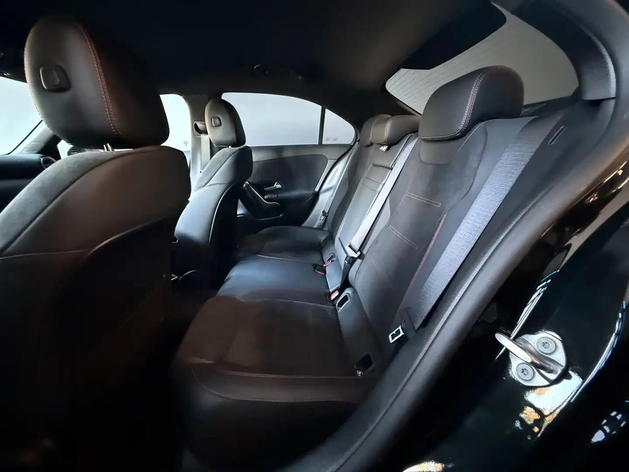 Mercedes-benz A 250 Automatic 4Matic AMG Line Premium Plus