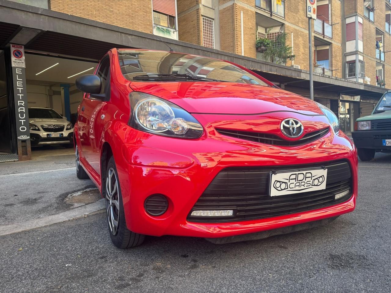 Toyota Aygo 1.0 - PASSAGGIO DI PROPRIETà INCLUSO