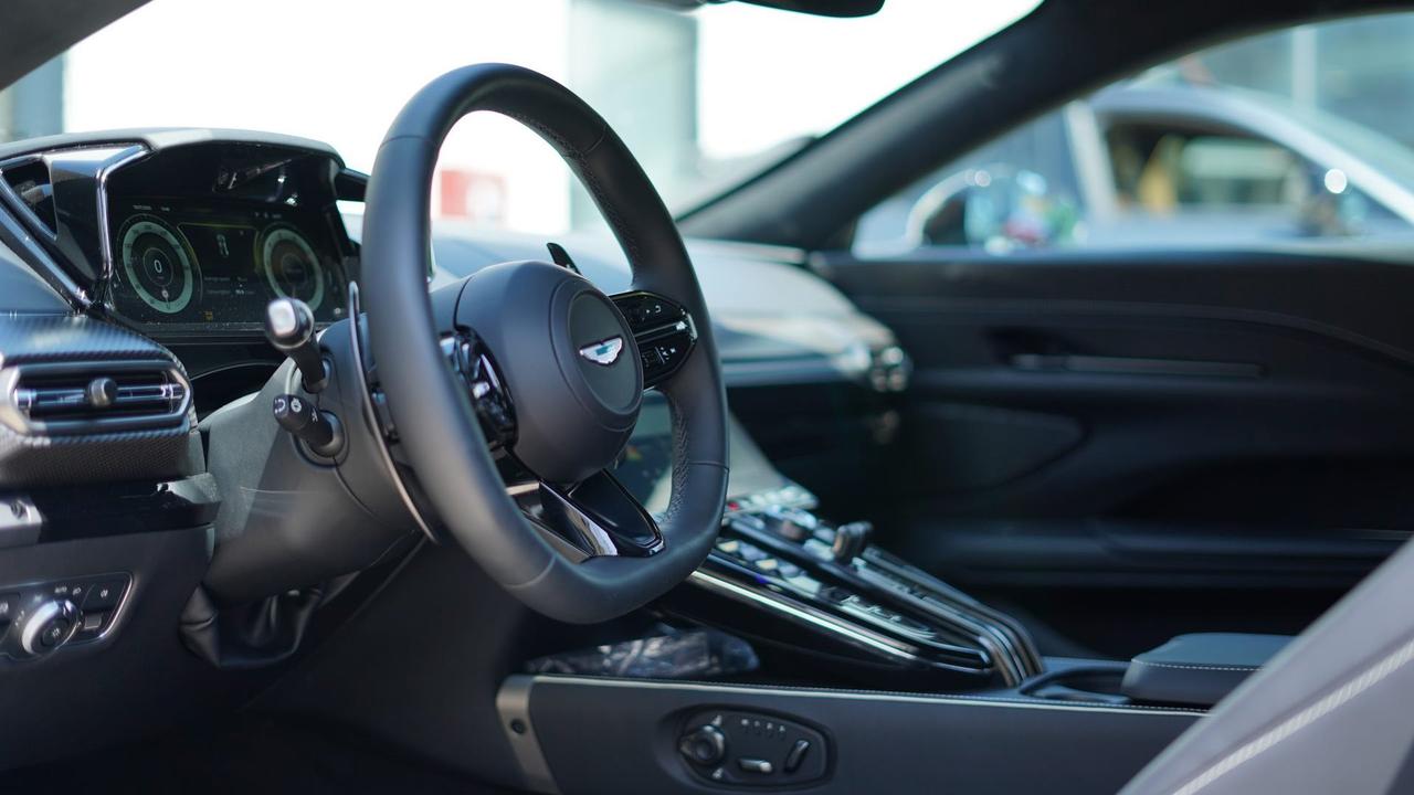 ASTON MARTIN Vantage Coupe 4.0 V8 auto