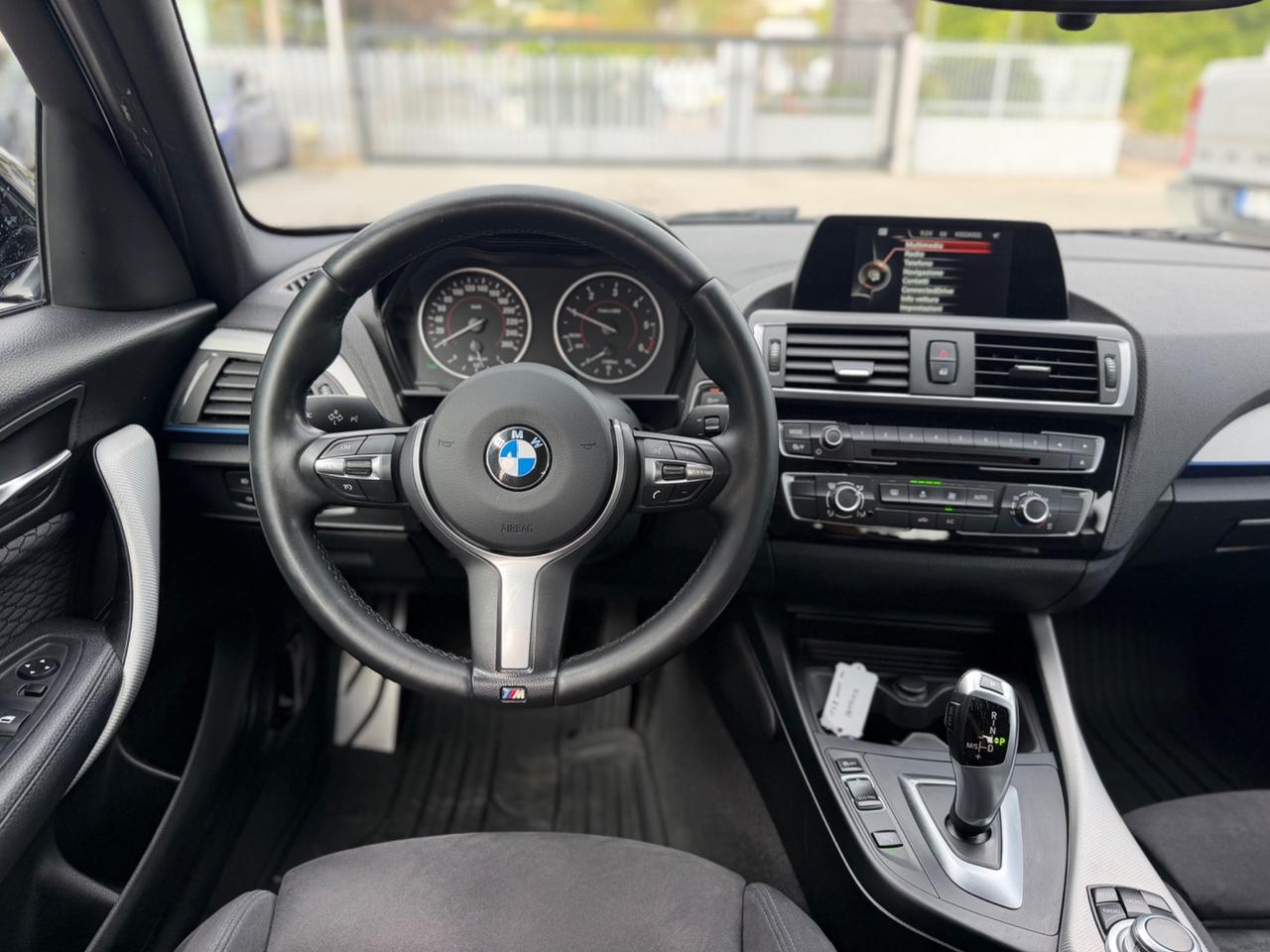 Bmw 116 116d 5p. Msport