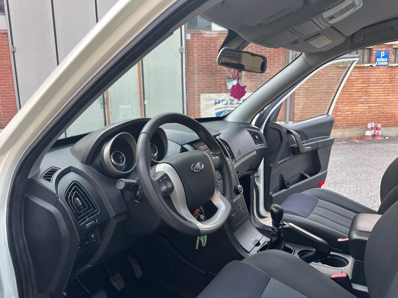 Mahindra XUV500 2.2 16V FWD W6 4x4 pochi km