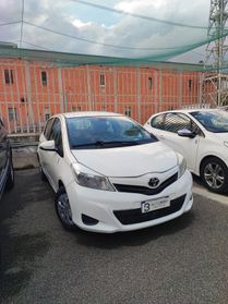 Toyota Yaris 1.0 5 porte